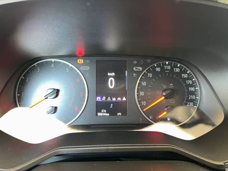 Renault Clio - Photo 25