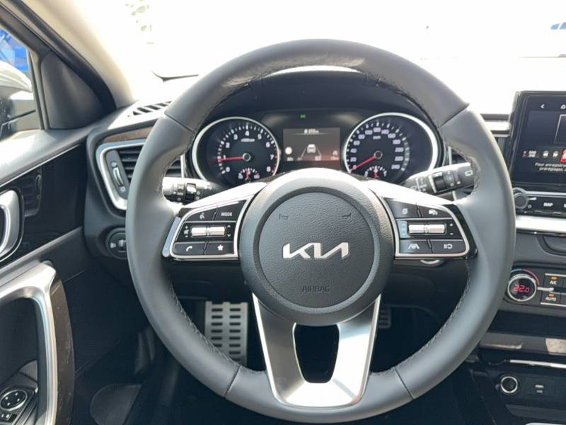 Kia CEED - Photo 14