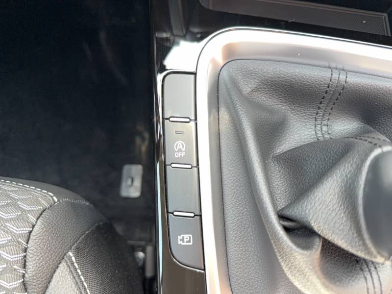 Kia CEED - Photo 19