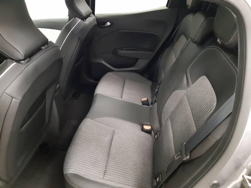 Renault Clio - Photo 23
