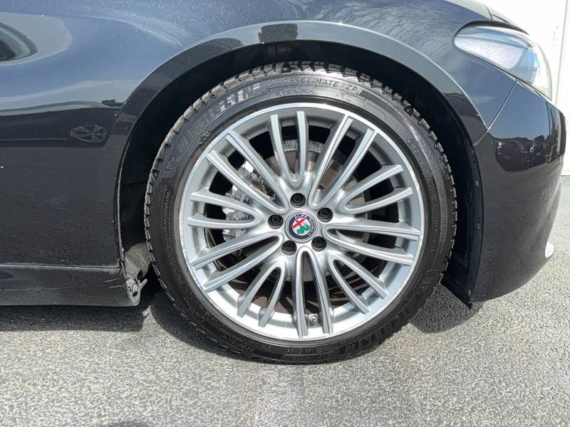 Alfa Romeo Giulia - Photo 17