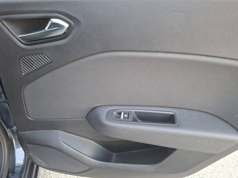 Renault Clio - Photo 23