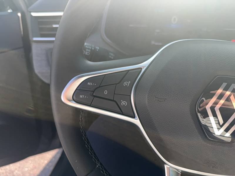 Renault Clio - Photo 22
