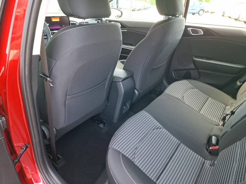 Kia CEED - Photo 17