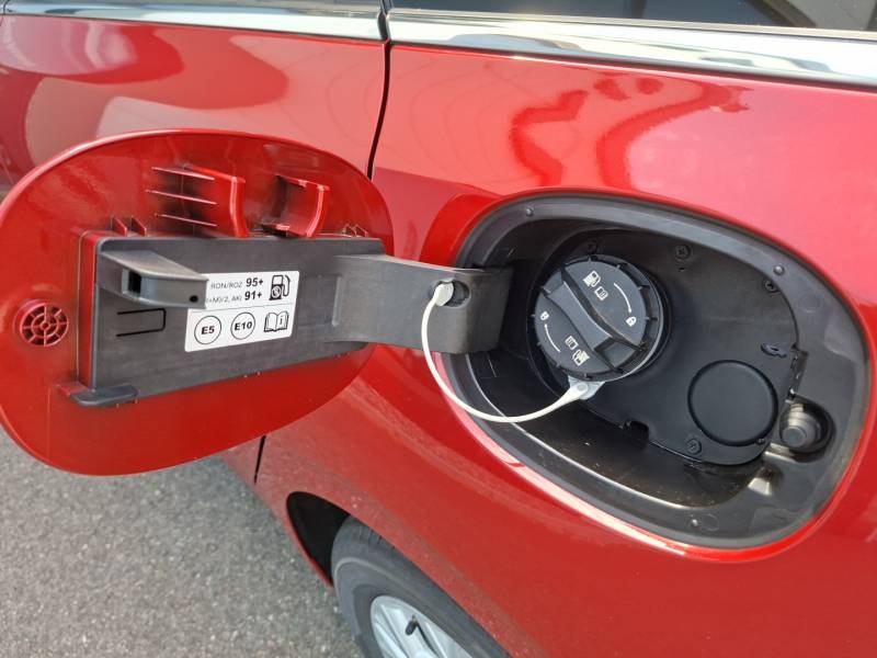 Kia CEED - Photo 21