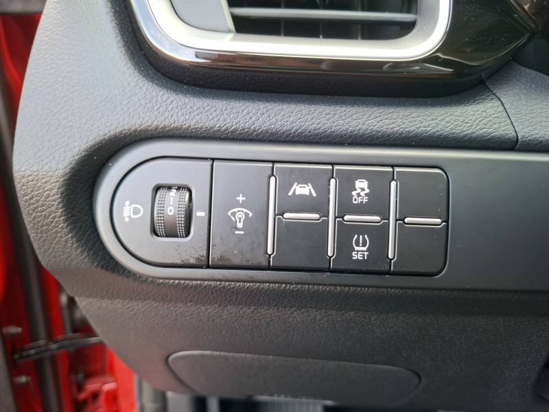Kia CEED - Photo 33