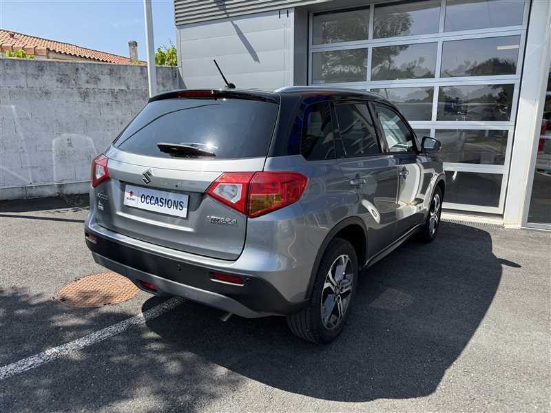 Suzuki Vitara - Photo 13
