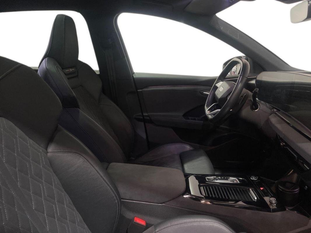 Audi q6 e-tron - Photo 13