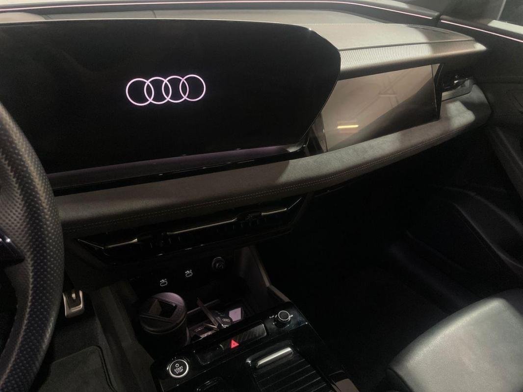 Audi q6 e-tron - Photo 10