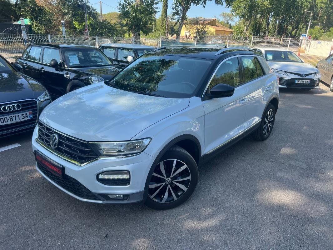 Volkswagen T-Roc - Photo 2