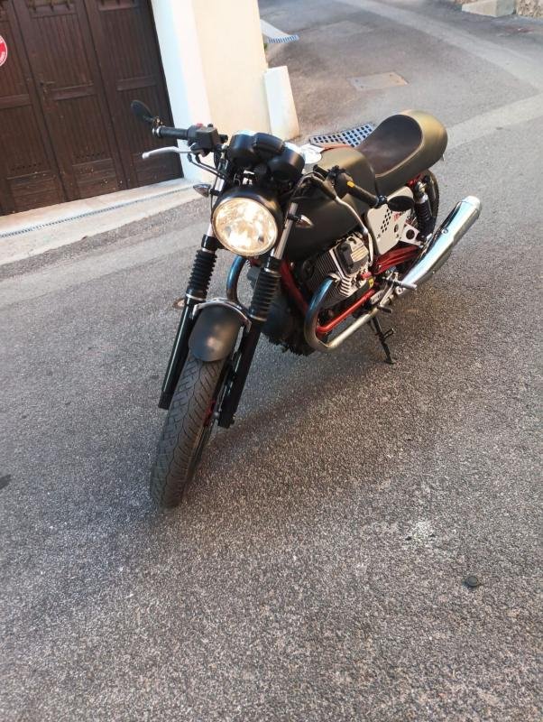Moto Guzzi Moto Guzzi V7 750 RACER - Photo 4