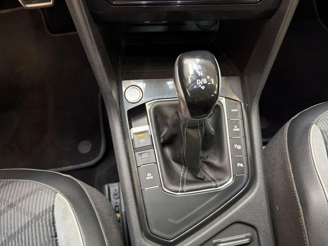 Volkswagen Tiguan - Photo 11