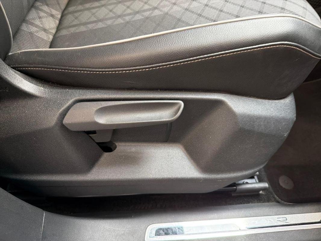 Volkswagen Tiguan - Photo 14