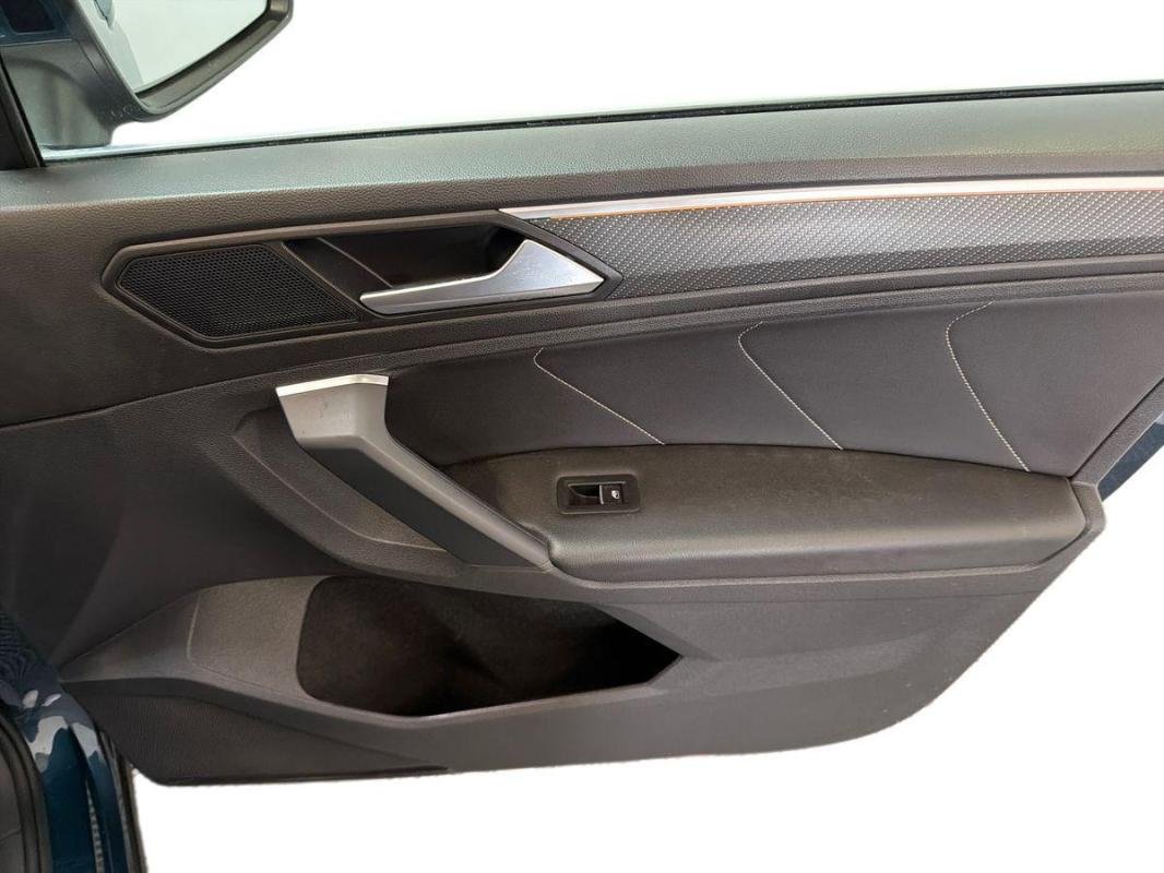 Volkswagen Tiguan - Photo 15