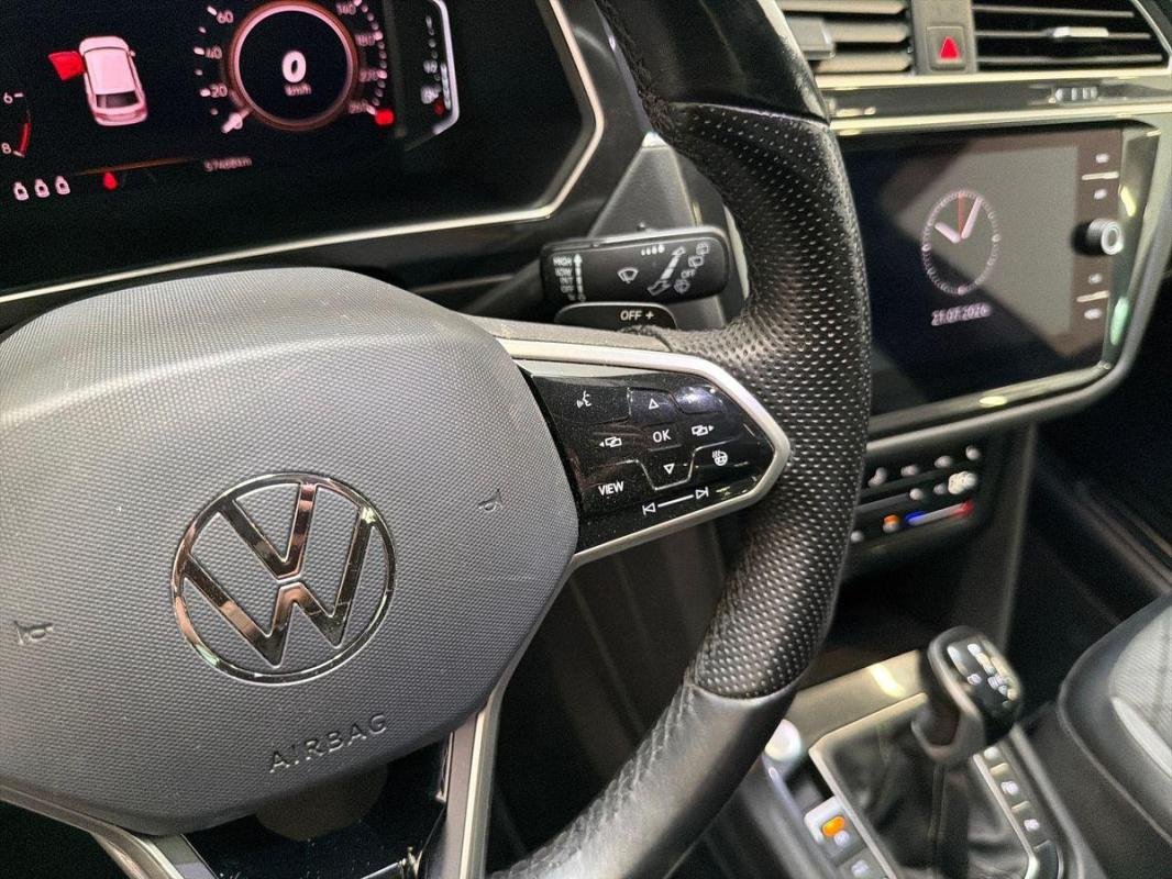 Volkswagen Tiguan - Photo 18