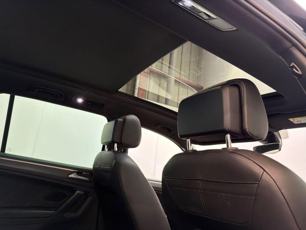 Volkswagen Tiguan - Photo 31