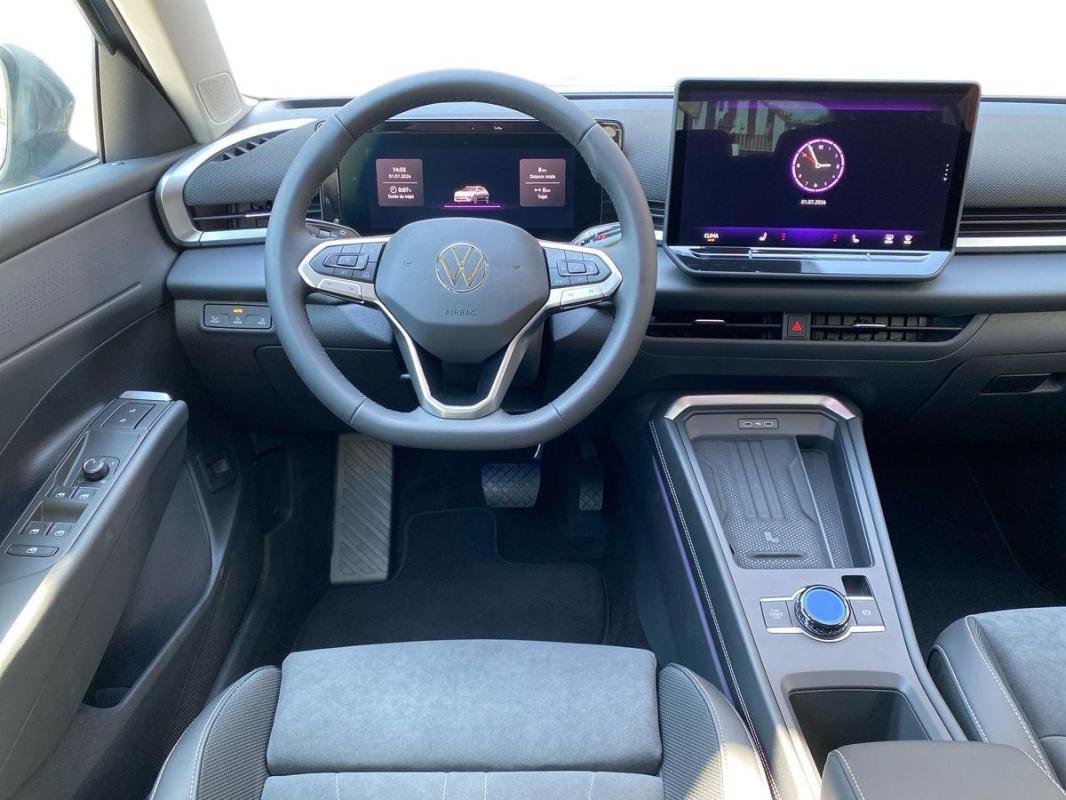 Volkswagen T-Roc - Photo 35