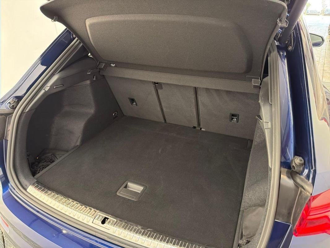 Audi Q3 - Photo 32