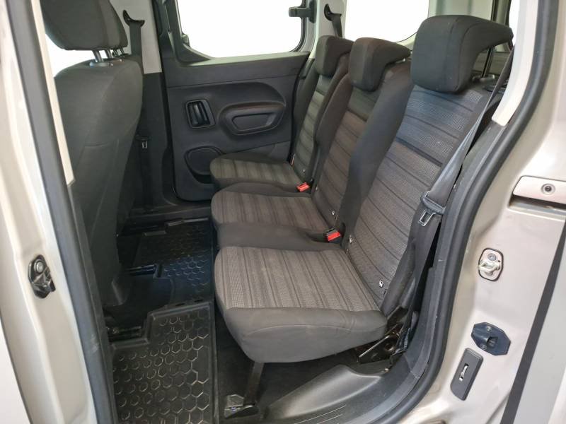 Opel Combo - Photo 19