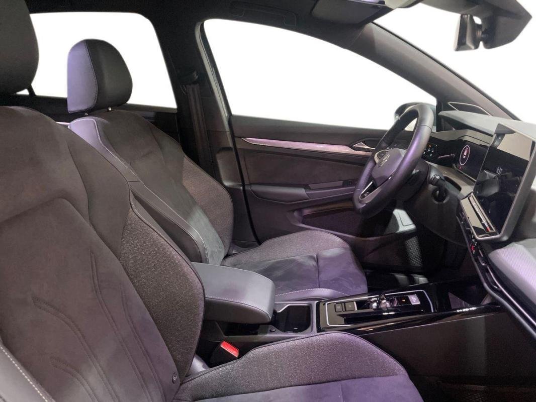 Volkswagen Golf - Photo 13
