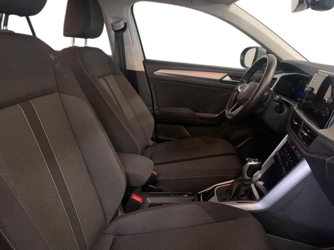 Volkswagen T-Roc - Photo 13