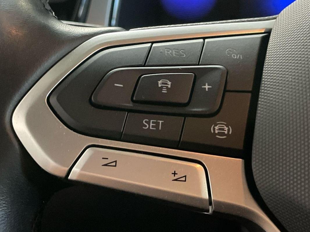 Volkswagen T-Roc - Photo 21