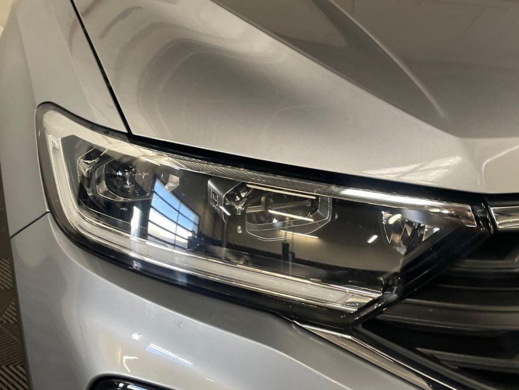 Volkswagen T-Roc - Photo 25