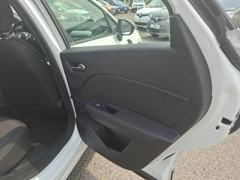 Renault Captur - Photo 16