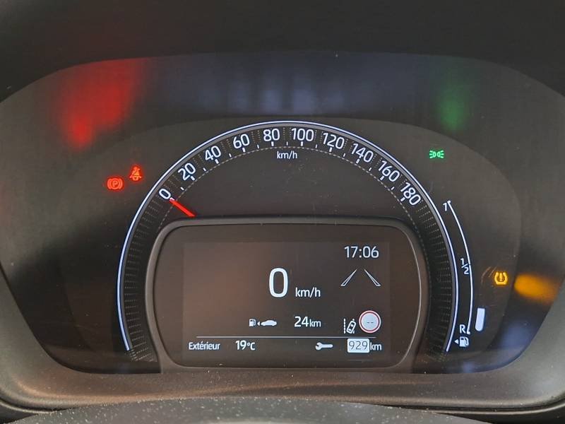 Toyota aygo x - Photo 15