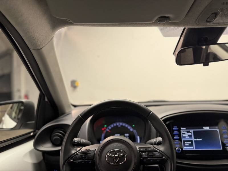 Toyota aygo x - Photo 13