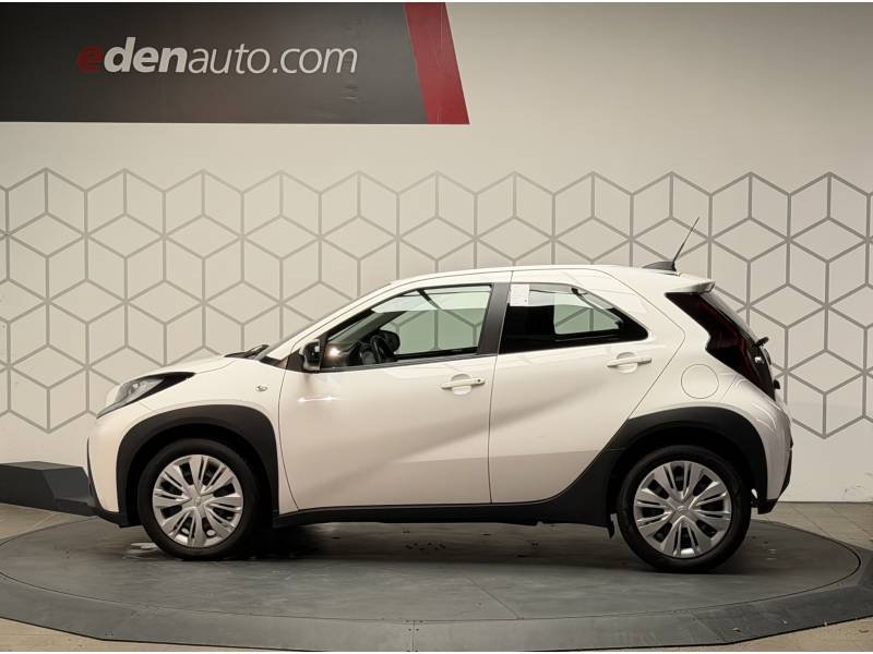 Toyota aygo x - Photo 2