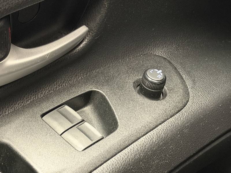 Toyota aygo x - Photo 24