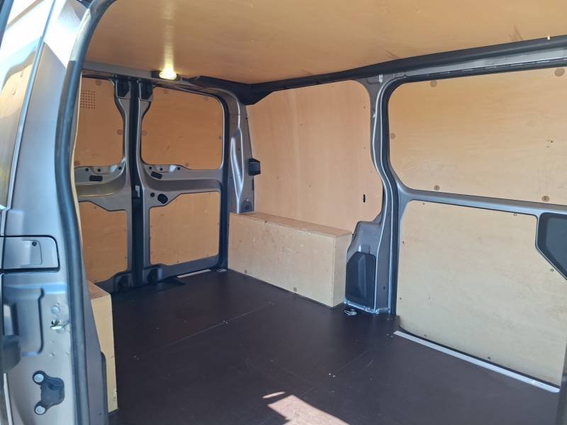 Opel Vivaro - Photo 17