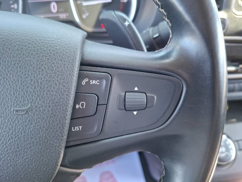 Opel Vivaro - Photo 23