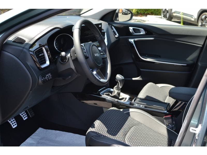 Kia Xceed - Photo 13