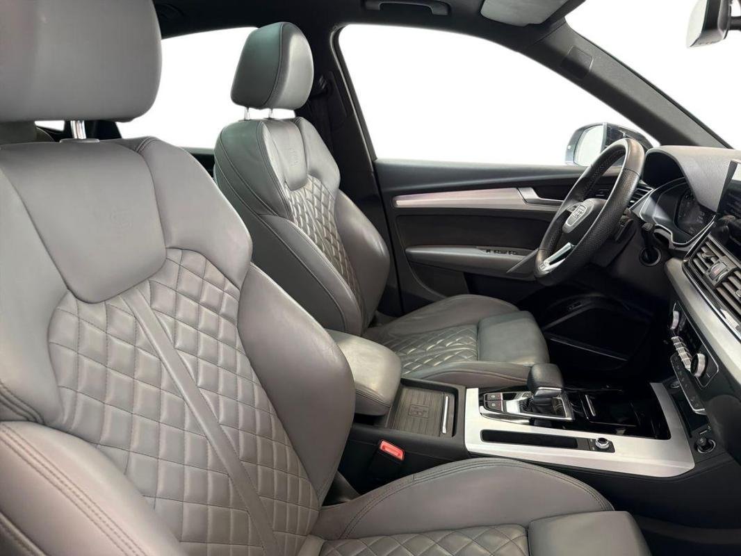 Audi Q5 Sportback - Photo 13