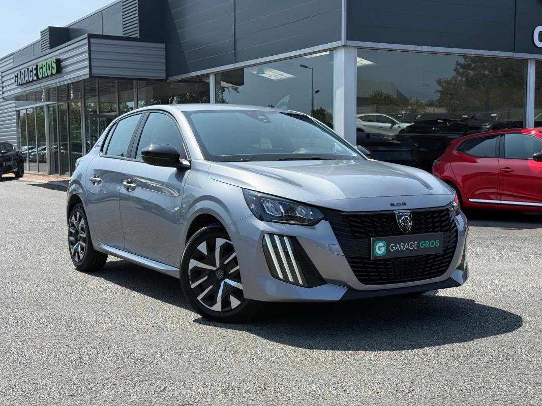 Peugeot 208 - Photo 1
