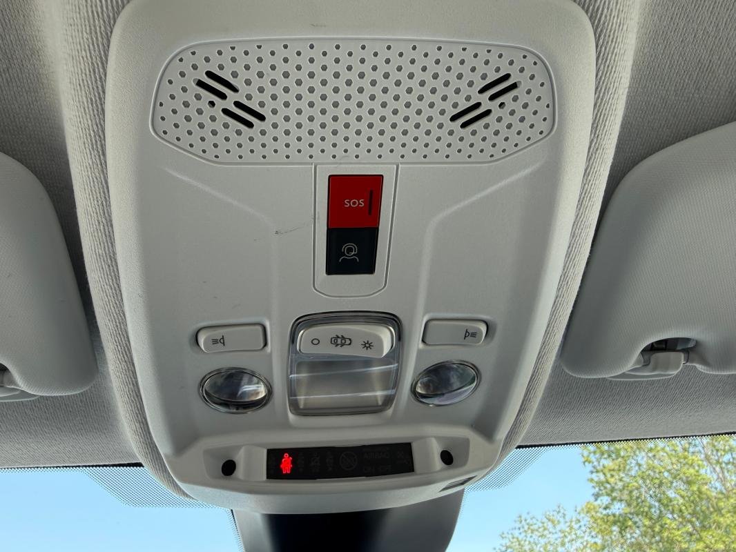 Peugeot 208 - Photo 19