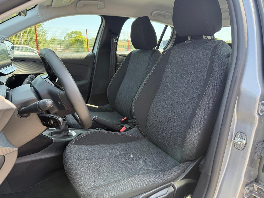 Peugeot 208 - Photo 20