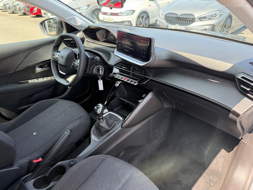 Peugeot 208 - Photo 23