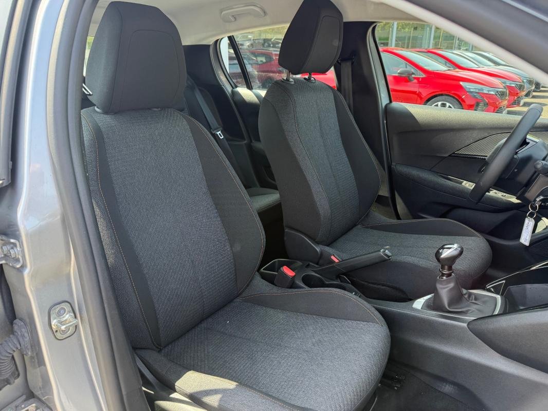 Peugeot 208 - Photo 24