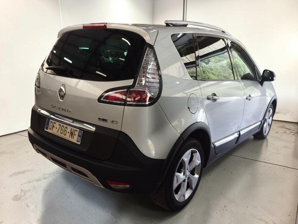 Renault Scénic - Photo 2