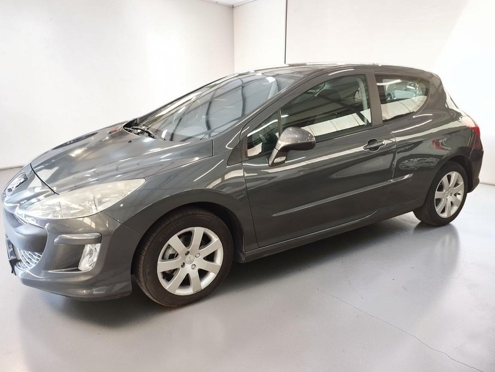 Peugeot 308 - Photo 6