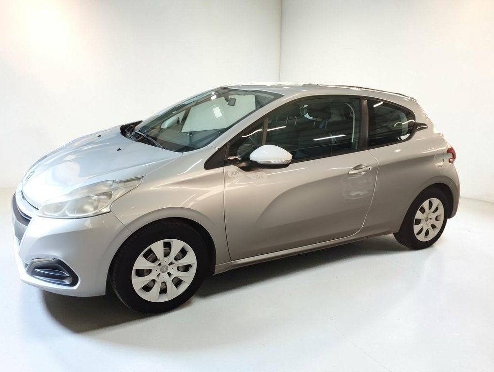 Peugeot 208 - Photo 6