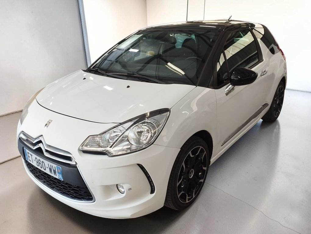 Citroën DS3 - Photo 1