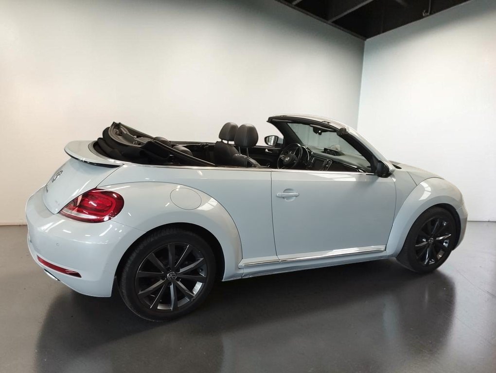 Volkswagen Coccinelle - Photo 7