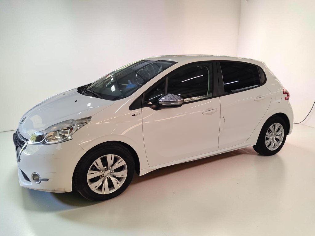 Peugeot 208 - Photo 6