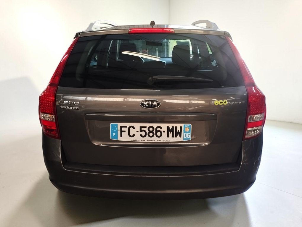 Kia Cee'd_SW - Photo 5
