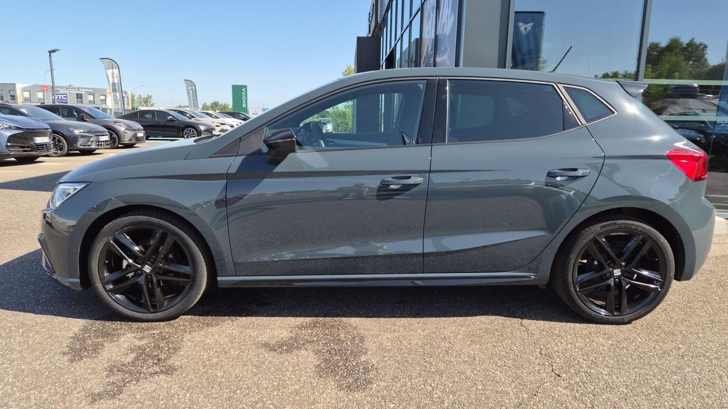 Seat Ibiza - Photo 2