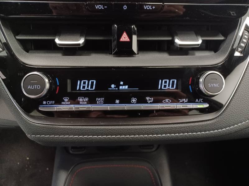 Toyota Corolla - Photo 22